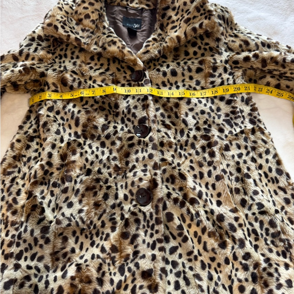 East 5th Animal Print Teddy Jacket - Picture 5 of 12